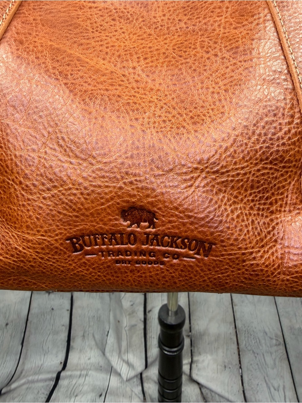 Buffalo Jackson WALKER LEATHER SHOULDER BAG - Picture 4 of 9